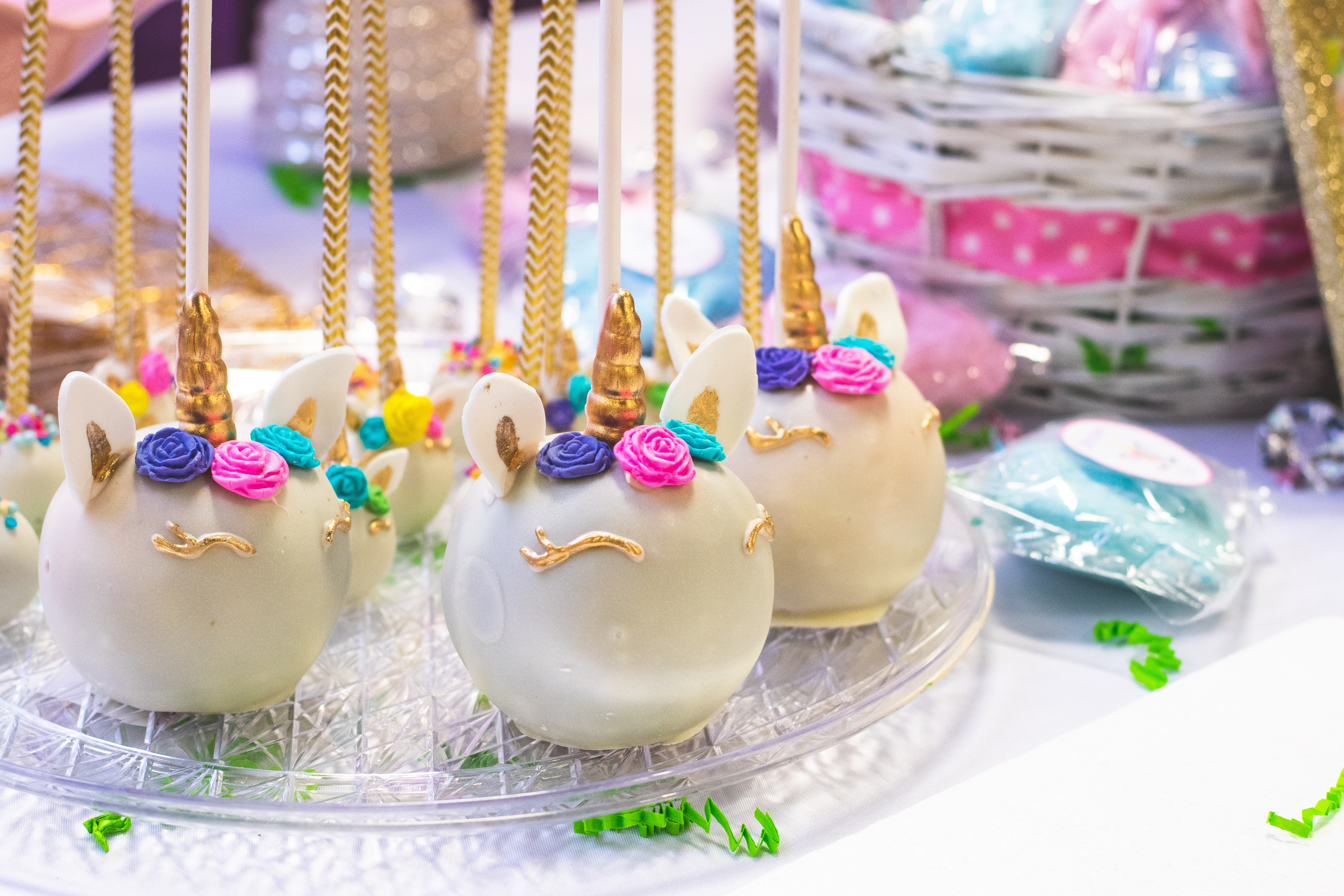 3 Fun And Creative DIY Activities For Parents And Children cake pops